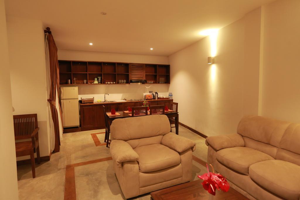 Refresh Hotel Hikkaduwa Bilik gambar