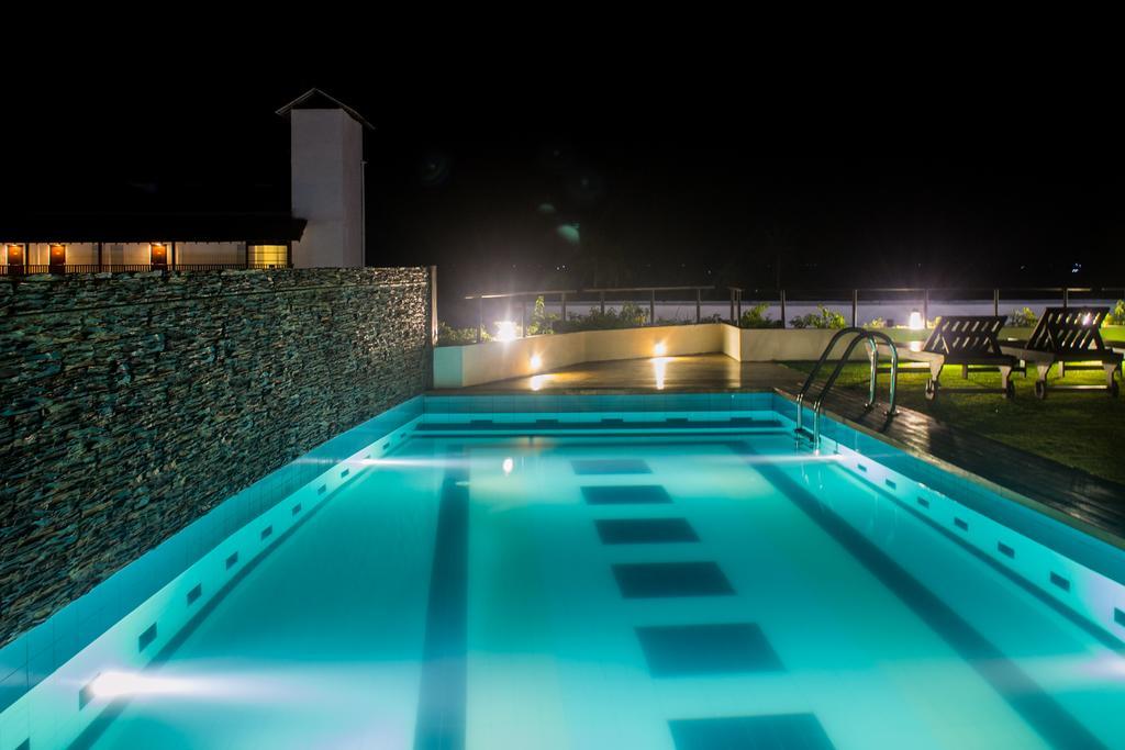 Refresh Hotel Hikkaduwa Luaran gambar