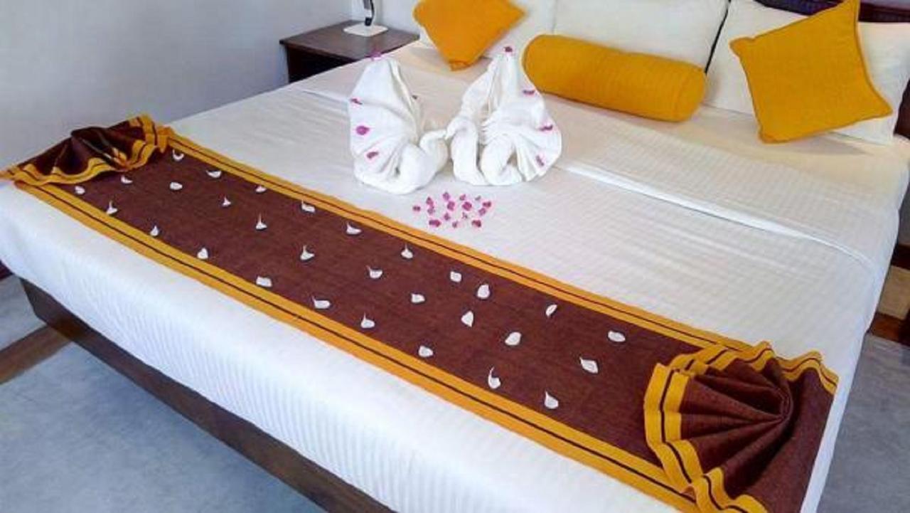 Refresh Hotel Hikkaduwa Luaran gambar
